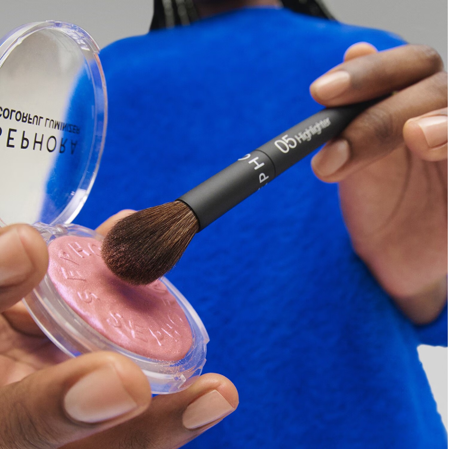 THE HIGHLIGHTER BRUSH-24 05 (BROCHA PARA ILUMINADOR)
